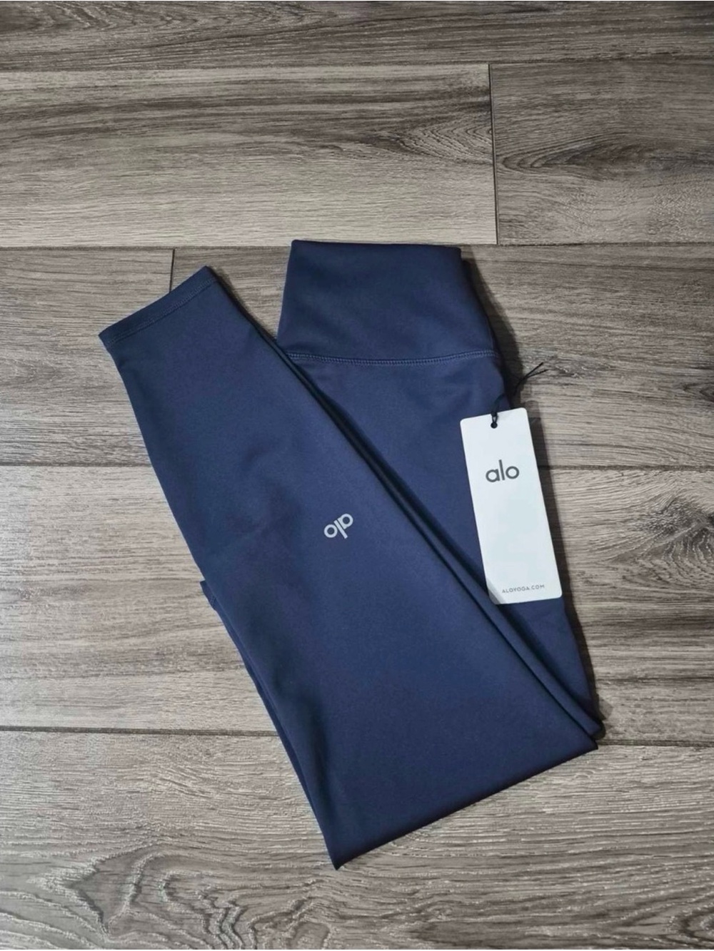 Alo High Waist Airlift Leggings 7/8 size LARGE
